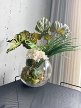 Charger l'image dans la galerie, Création florale artificielle
