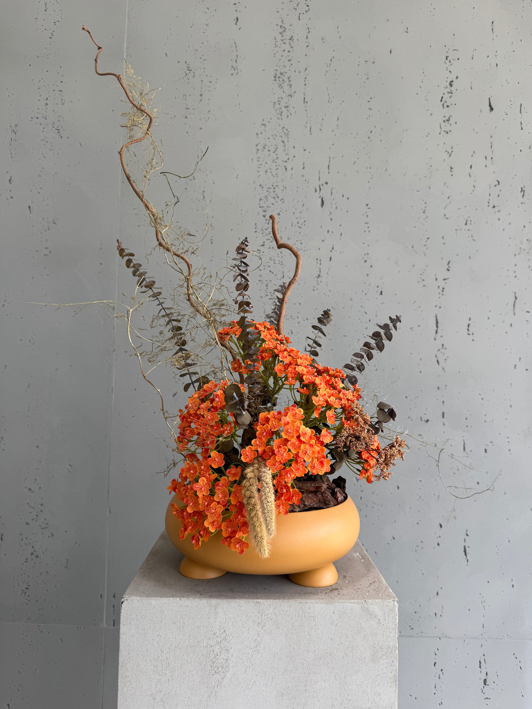 Création florale artificielles orange