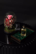 Charger l'image dans la galerie, Rose éternelle rose sous cloche de verre.
Jardin Enchanté Floart Maroc
